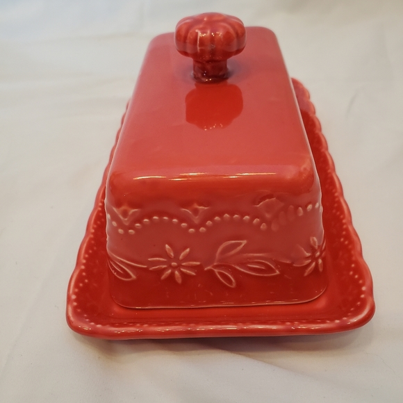 The Pioneer Woman Toni Pattern Vintage Butter Dish - Picture 4 of 9